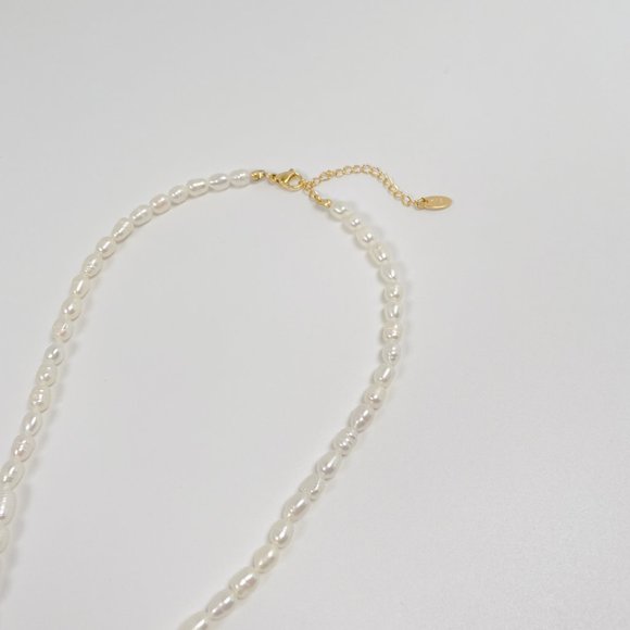 Natural Pearls and 18K Real Gold Plated Bead Choker Necklace - Picture 4 of 6